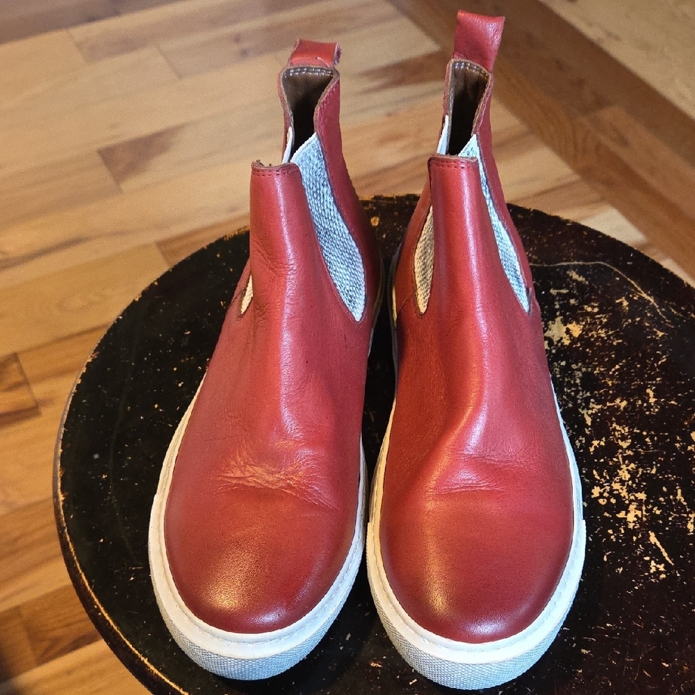 Bueno Red Leather Ankle Boots